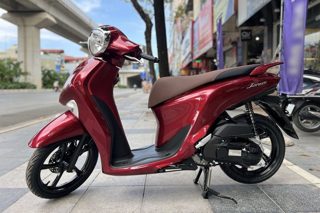 Loạt xe tay ga cạnh tranh Honda được giảm giá tới 15 triệu đồng tại đại lý - 2 Loạt xe tay ga cạnh tranh Honda được giảm giá tới 15 triệu đồng tại đại lý - 2