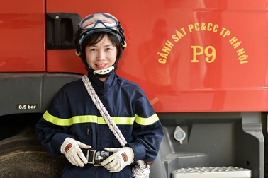 “Bông hồng thép” của đội Cảnh sát Phòng cháy chữa cháy Hà Nội