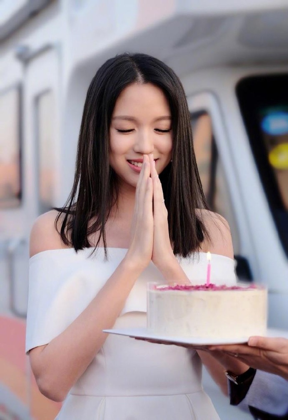 Cuộc sống kín tiếng nhưng viên mãn của cựu Hoa hậu Thế giới - 8 Cuộc sống kín tiếng nhưng viên mãn của cựu Hoa hậu Thế giới - 8