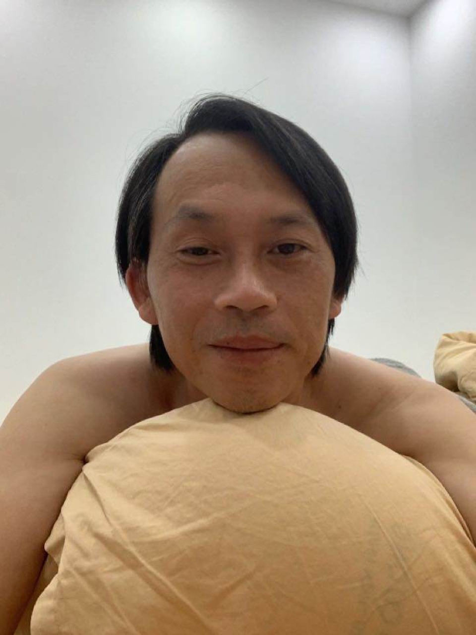 Hoài Linh tiết lộ về cuộc sống “ẩn cư” trong thời gian dài - 1 Hoài Linh tiết lộ về cuộc sống “ẩn cư” trong thời gian dài - 1