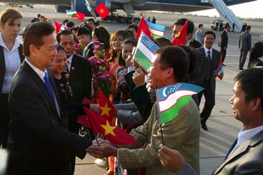 Thủ tướng Nguyễn Tấn Dũng thăm chính thức Uzbekistan 