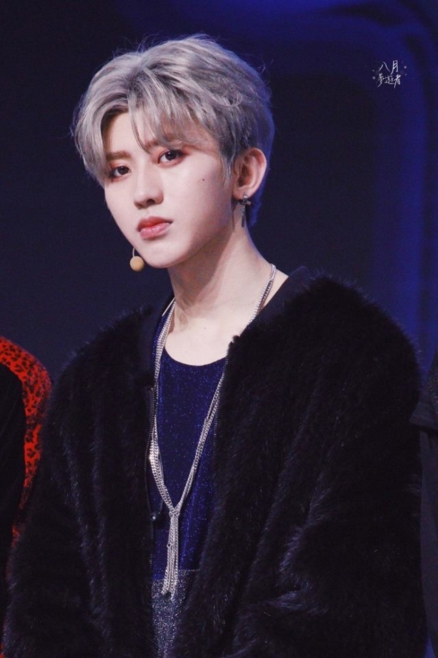 Sau Triệu Vy, một nghệ sĩ lớn bị phong sát, giới nghệ sĩ nín thở chờ đợi - 7 Sau Triệu Vy, một nghệ sĩ lớn bị phong sát, giới nghệ sĩ nín thở chờ đợi - 7