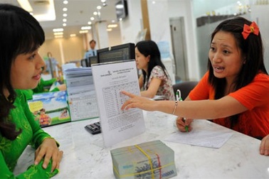 Trần lãi suất, cái phao buộc hờ?