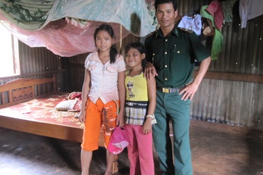 Ba mảnh đời mồ côi bất hạnh