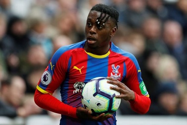 Rộ tin Man Utd đạt được thỏa thuận kỷ lục mua Wan-Bissaka
