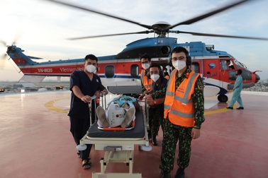 Trực thăng đáp trên nóc bệnh viện, huấn luyện cấp cứu đường không ở TPHCM