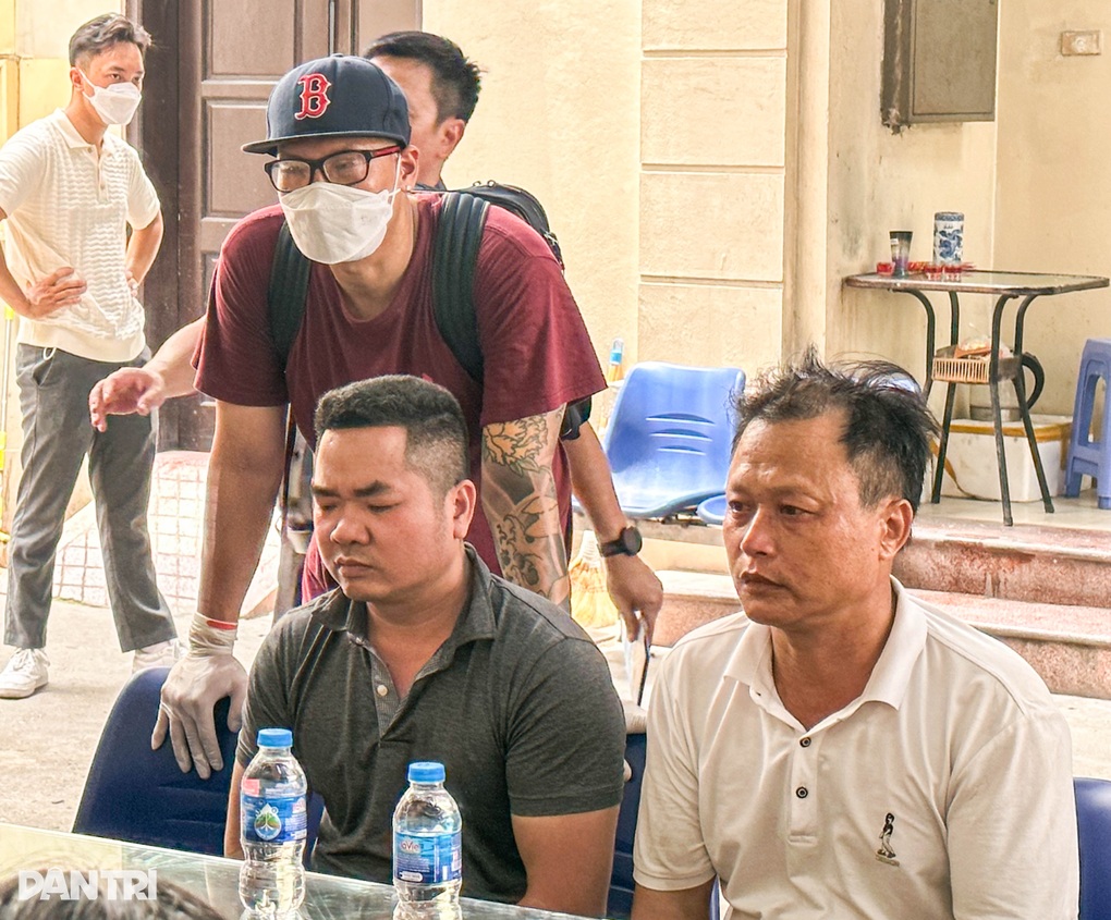 Vụ cháy nhà 3 người tử vong ở Hà Nội: Con ơi, con ở đâu về với bố - 3 Vụ cháy nhà 3 người tử vong ở Hà Nội: Con ơi, con ở đâu về với bố - 3