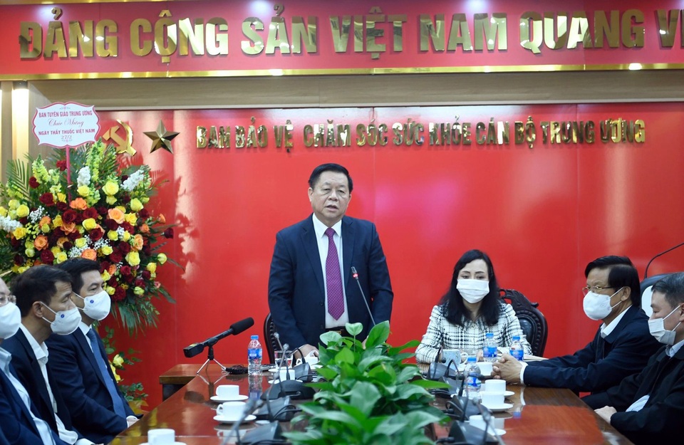 Trưởng ban Tuyên giáo Trung ương tin Việt Nam sẽ chiến thắng dịch Covid-19 - 3 Trưởng ban Tuyên giáo Trung ương tin Việt Nam sẽ chiến thắng dịch Covid-19 - 3