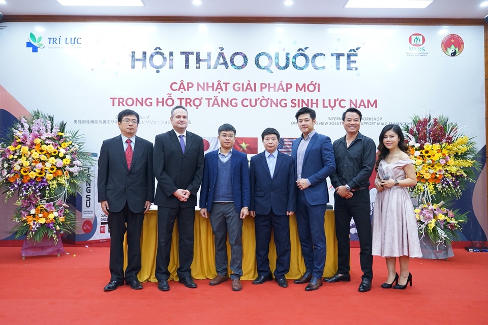 Viên ngậm Tengsu - giải pháp hỗ trợ tăng cường sinh lực kết hợp thành công bột Quy Bản - 2 Viên ngậm Tengsu - giải pháp hỗ trợ tăng cường sinh lực kết hợp thành công bột Quy Bản - 2