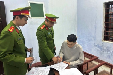 Lao ô tô vào đám đông, "Cu Way" bị khởi tố tội Giết người