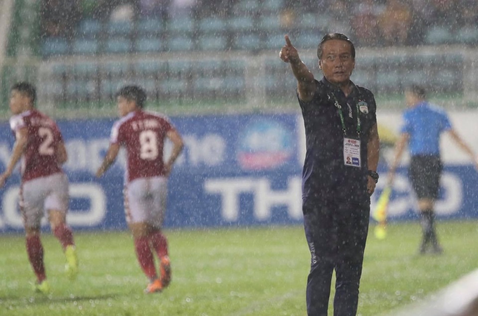 Hết mục tiêu ở V-League, HA Gia Lai thử nghiệm cả huấn luyện viên - 1 Hết mục tiêu ở V-League, HA Gia Lai thử nghiệm cả huấn luyện viên - 1