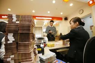 Sẽ tiếp tục "siết" cấp phép mở rộng mạng lưới ngân hàng?