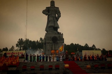 Tái hiện Quang Trung lên ngôi Hoàng đế, tiến quân đại phá quân Thanh