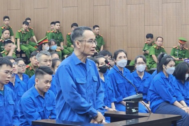 Trùm tập đoàn mua bán nợ không biết nhân viên hành xử "kiểu giang hồ"