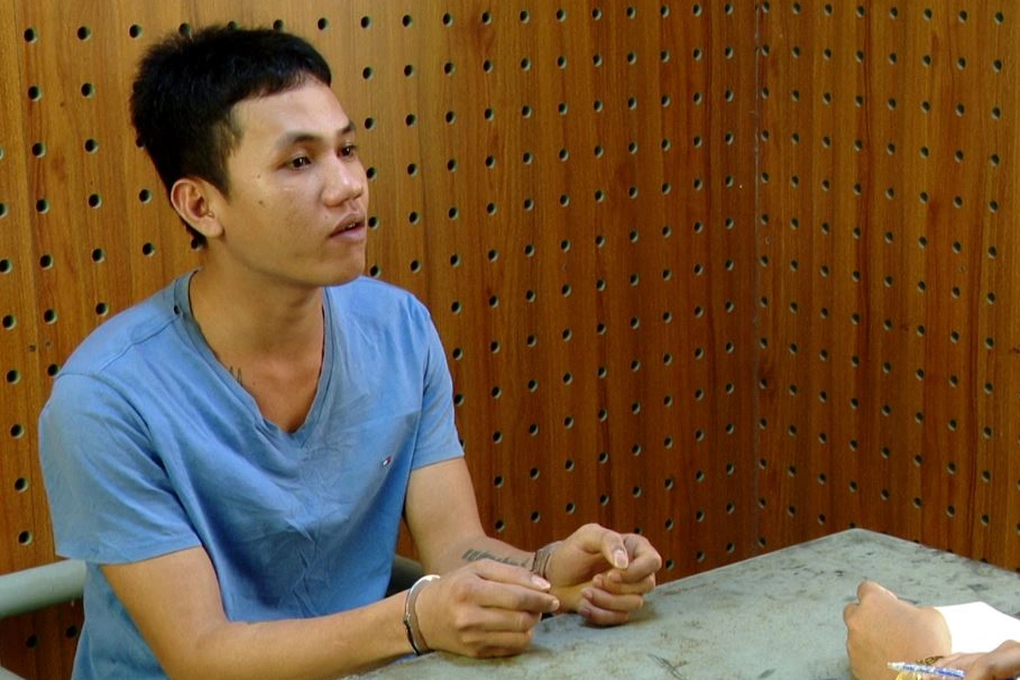 Tạm giam 6 người ở Tiền Giang vì dùng dao uy hiếp con nợ - 2 Tạm giam 6 người ở Tiền Giang vì dùng dao uy hiếp con nợ - 2