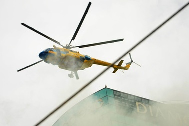 Bí thư Đinh La Thăng gợi ý TPHCM thuê trực thăng để chữa cháy