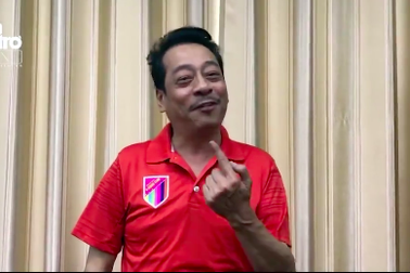 "Ông trùm Phan Quân" chúc các sĩ tử "9X đời cuối" thi tốt