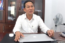 Trưởng ban dân tộc và chủ tịch thị xã nghỉ hưu trước tuổi