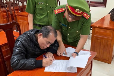 Chánh Văn phòng Sở TN&MT Lâm Đồng nhận 1 tỷ đồng hứa chuyển đổi đất