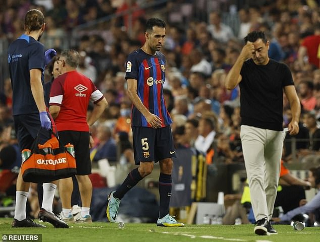Busquets bị đuổi, Barcelona khởi đầu La Liga thất vọng - 9 Busquets bị đuổi, Barcelona khởi đầu La Liga thất vọng - 9