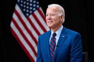 Tổng thống Mỹ Biden và đảng Dân chủ giành lợi thế lớn trước bầu cử giữa kỳ