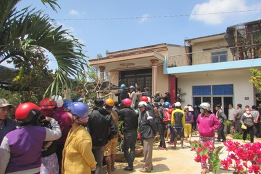 Người chồng nghi nhảy giếng tự tử sau khi sát hại vợ