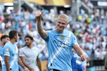 Haaland cán mốc 300 bàn thắng, nhanh hơn hẳn Messi, Ronaldo