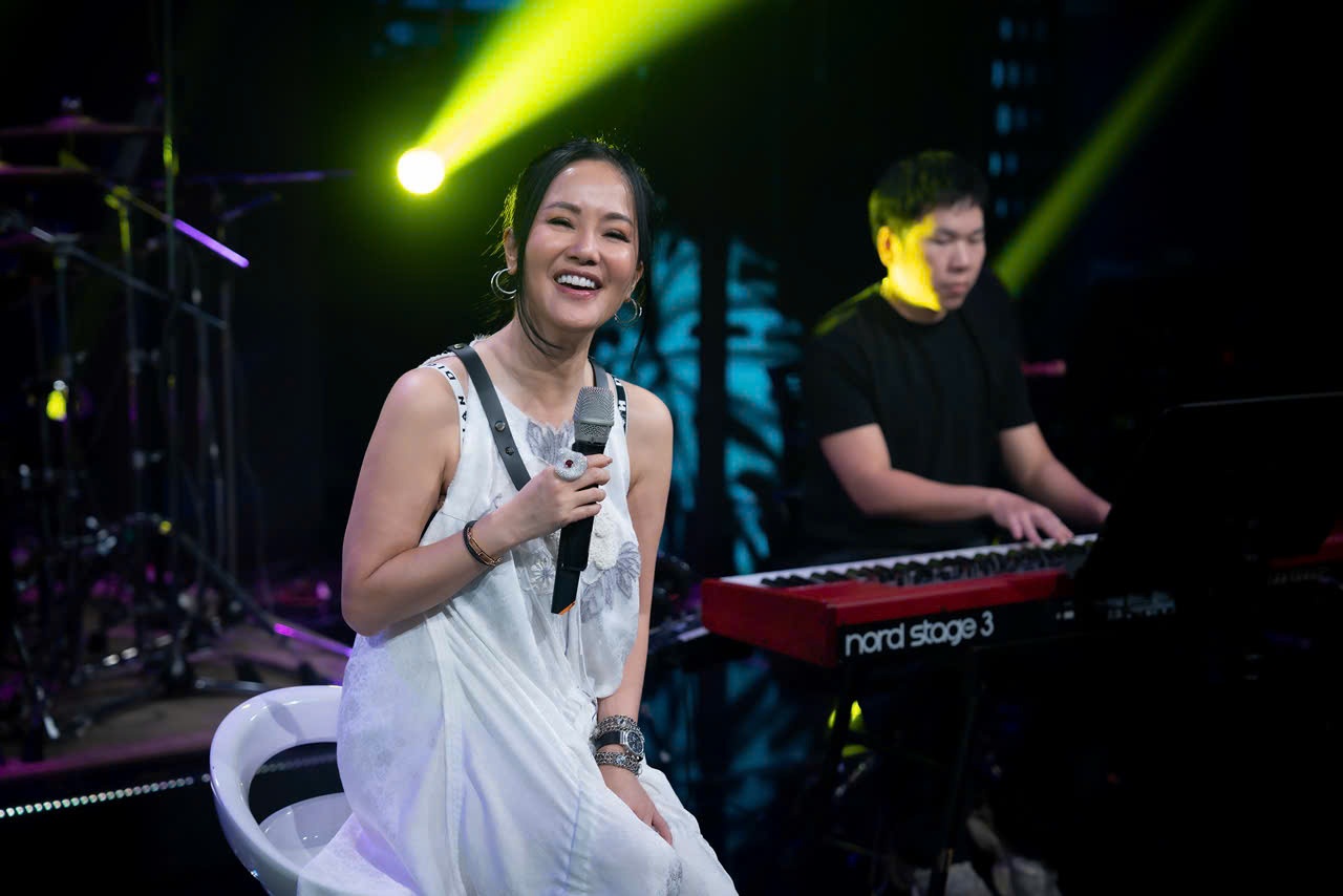 Diva Hồng Nhung: Công khai bị ung thư là quyết định tàn bạo của tôi - 2