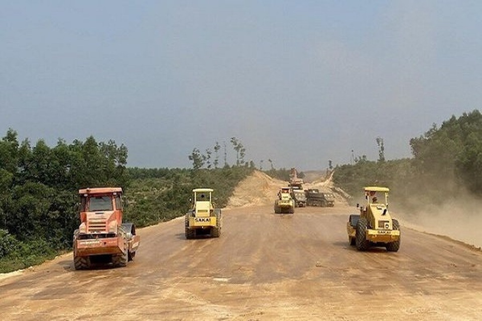 Trảm chỉ huy, Tư vấn giám sát trưởng Dự án cao tốc Phan Thiết - Dầu Giây - 1 Trảm chỉ huy, Tư vấn giám sát trưởng Dự án cao tốc Phan Thiết - Dầu Giây - 1