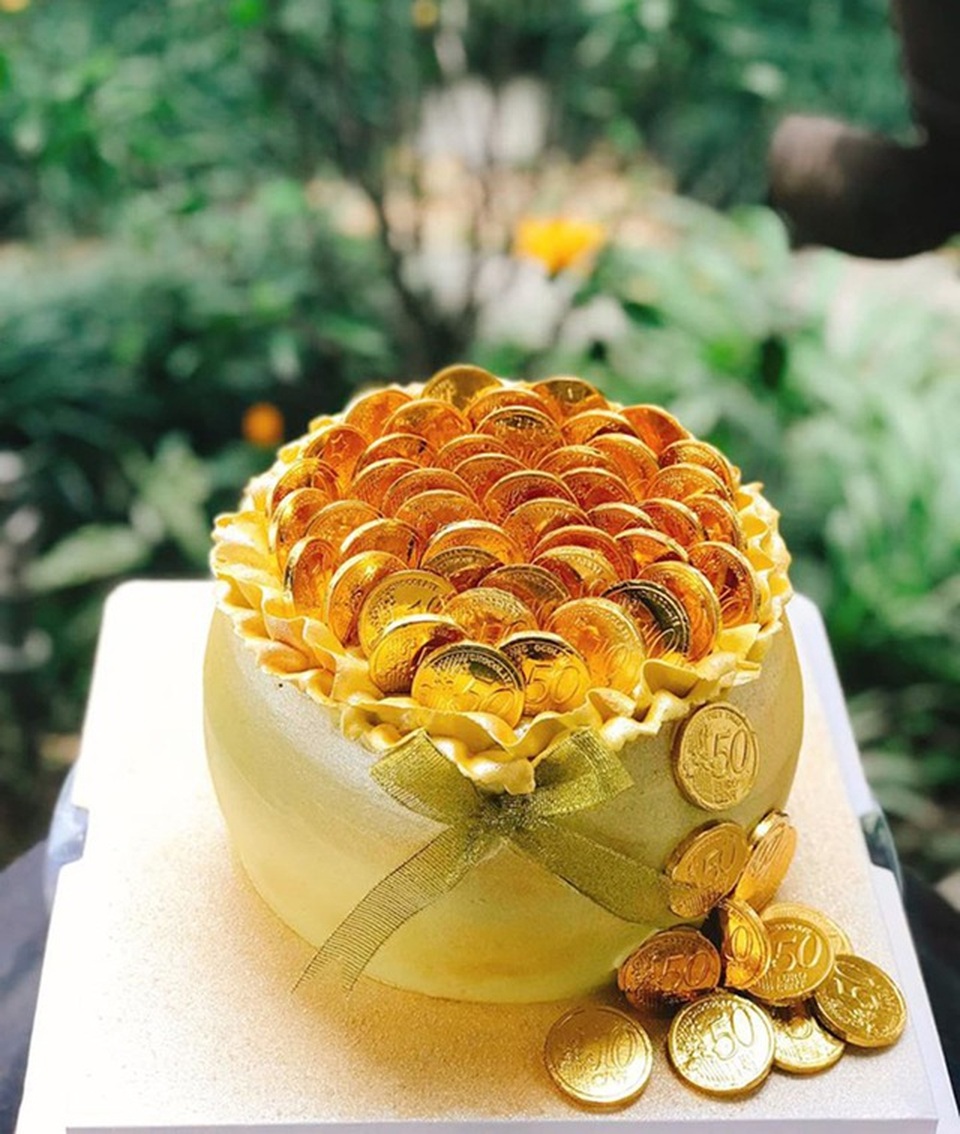 Chưa tới ngày vía Thần Tài, bánh hũ vàng cháy hàng chợ mạng - 2 Chưa tới ngày vía Thần Tài, bánh hũ vàng cháy hàng chợ mạng - 2