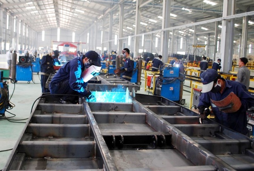 Phấn đấu đến cuối năm 2021, tạo thêm việc làm cho 16 nghìn lao động - 1 Phấn đấu đến cuối năm 2021, tạo thêm việc làm cho 16 nghìn lao động - 1