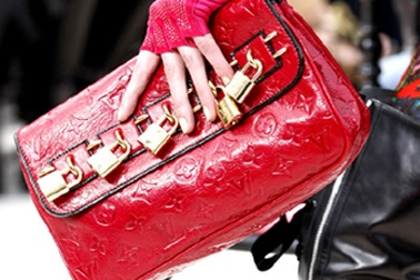 BST giày dép, túi xách Louis Vuitton