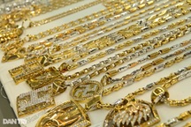 Giá vàng tăng chậm lại