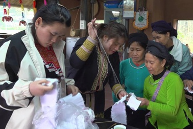 Tư vấn, giới thiệu việc làm giúp phụ nữ Phúc Khánh thoát nghèo