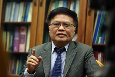 TS. Nguyễn Đình Cung: Không thể mãi sửa luật theo kiểu "Xuân - Thu nhị kỳ"