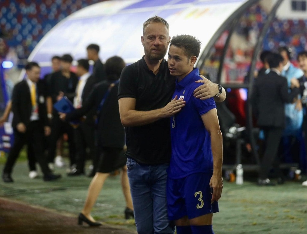 HLV Polking được đảm bảo tương lai ở tuyển Thái Lan đến Asian Cup 2024 - 1