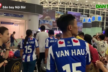 Bố cầu thủ Văn Hậu: "Quà cho con mang sang Hà Lan... là mắm tép Thái Bình"