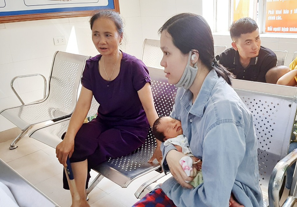Nghệ An: Gia tăng trẻ nhập viện trong những ngày nắng nóng - 3 Nghệ An: Gia tăng trẻ nhập viện trong những ngày nắng nóng - 3