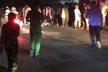 Va chạm với xe máy kéo, 2 thanh niên tử vong