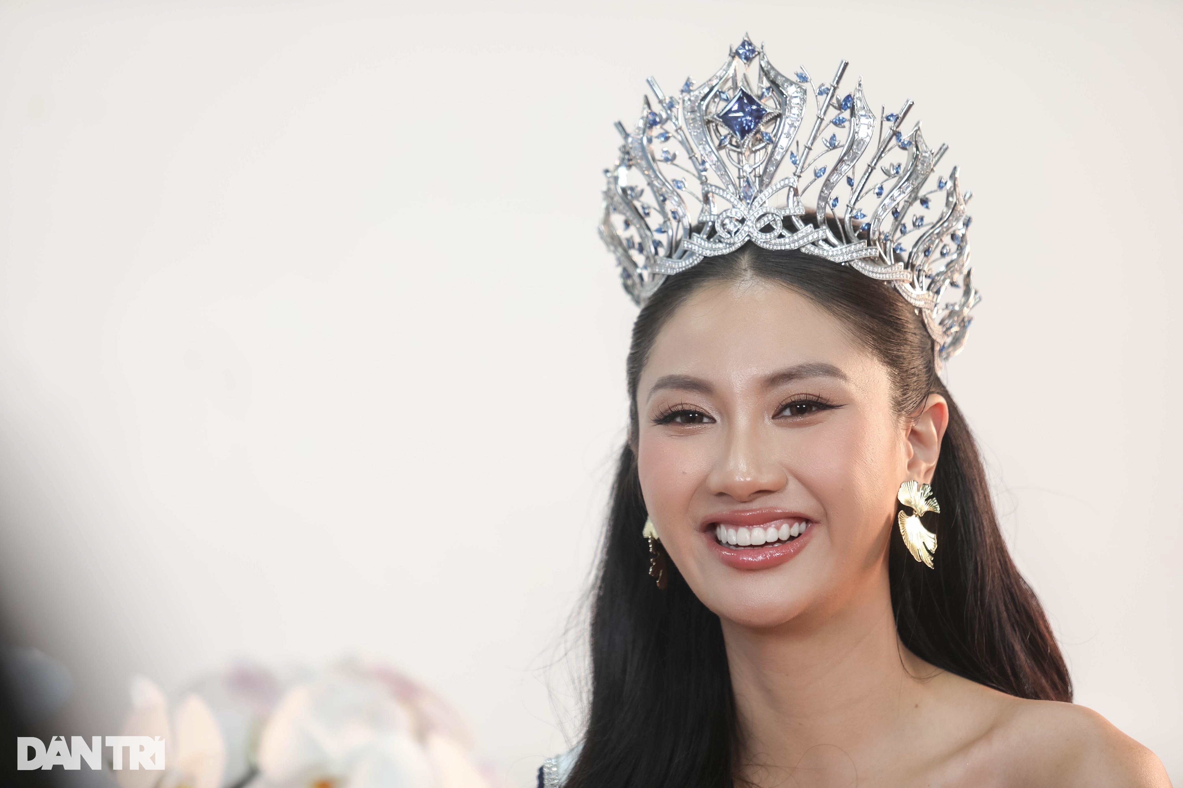 Hoa hậu Phương Linh: Học vấn ấn tượng, cuộc sống thay đổi sau một đêm - 7