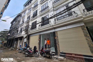 Nhà trong ngõ vùng ven ít giao dịch, giá rao 200 triệu/m2, người mua sốc