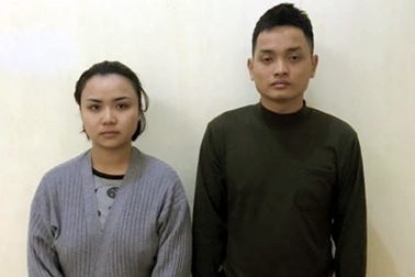 Hà Nội: Sự thật về clip thanh niên mặc áo Grab xịt hơi cay cướp tài sản