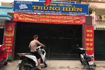 Tạm dừng dạy học với cô giáo bị tố dùng thước đánh học sinh