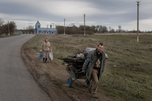 Khắc nghiệt cuộc sinh tồn của người dân Ukraine nơi tiền tuyến