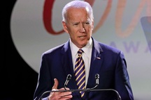 Ông Biden vạch lộ trình nhập tịch cho 11 triệu người nhập cư trái phép