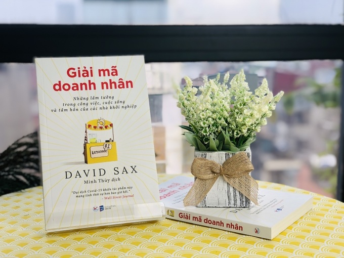 Sách “Giải mã doanh nhân” do Tân Việt Books và NXB Dân trí ấn hành.