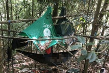 Vụ hai 2 bộ xương khô giữa rừng: Hiện trường hiểm trở, có nhiều đồ cá nhân