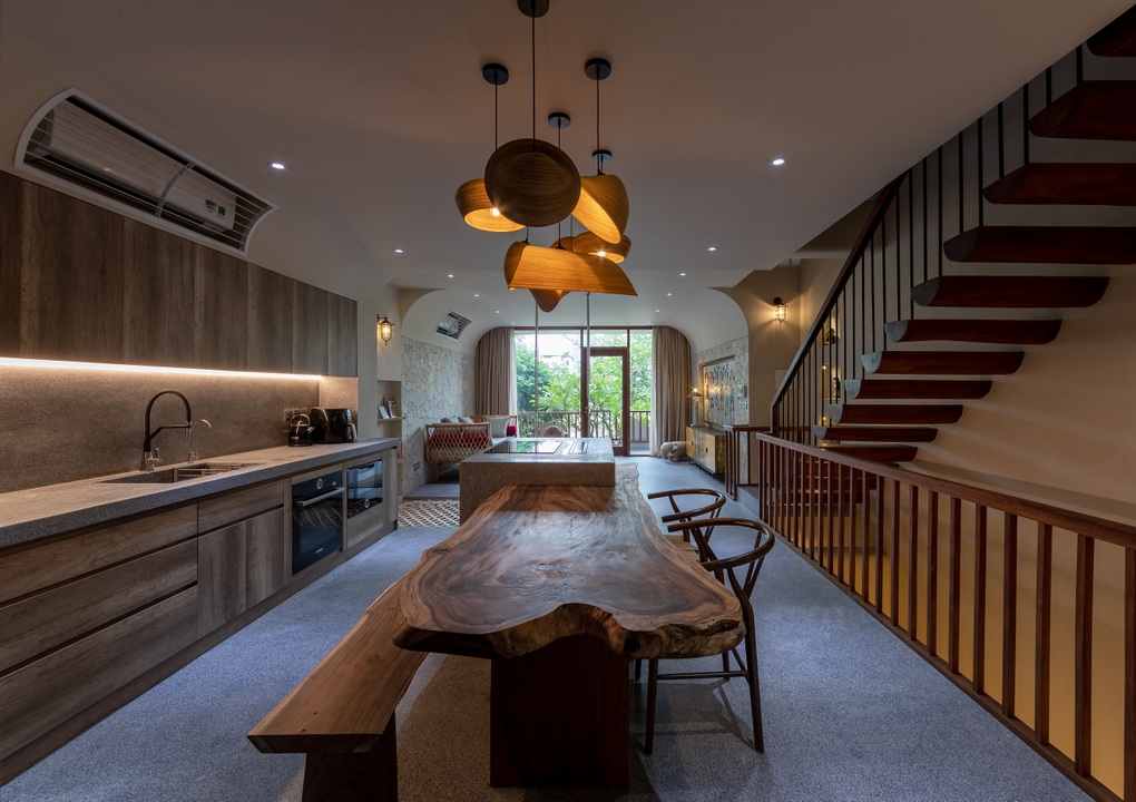 Độc đáo nhà không vách ngăn ở Hà Nội, giúp gia chủ tiết kiệm điện năng - 8