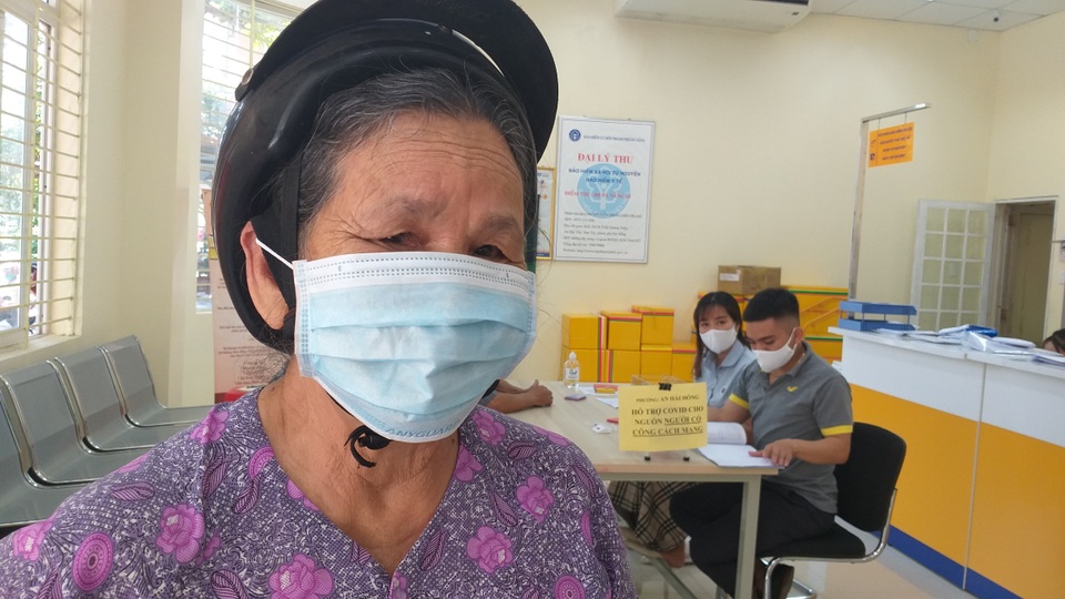 Đà Nẵng bắt đầu chi 21 tỷ đồng hỗ trợ người dân khó khăn vì Covid-19 - 4 Đà Nẵng bắt đầu chi 21 tỷ đồng hỗ trợ người dân khó khăn vì Covid-19 - 4