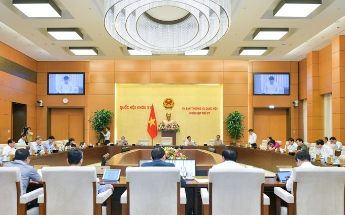 Phiên họp sáng 13.10 của UBTVQH